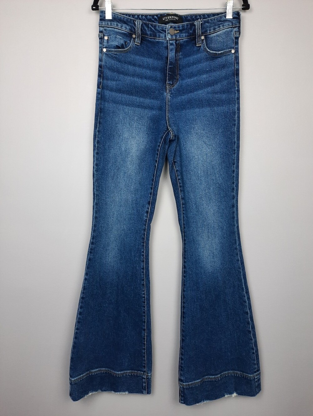 Liverpool Hannah High Rise Flare Jeans with Wide Hem in Chatfield Wash size 6